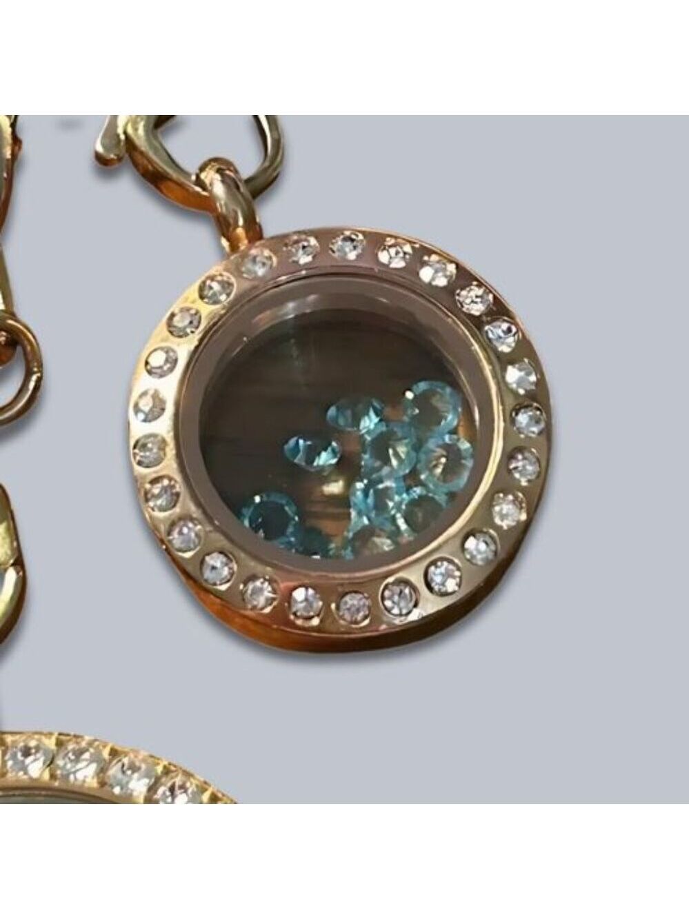 Authentic Origami Owl Butterfly Accent Charm Necklace Dangle Locket Gold/Blue OS - Picture 2 of 6
